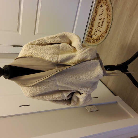 *Pics Updated!*🎉🎊HP 11/22🎉🎊FP Movement Mix it Up Mix it Up Reversible Jacket - Picture 10 of 16